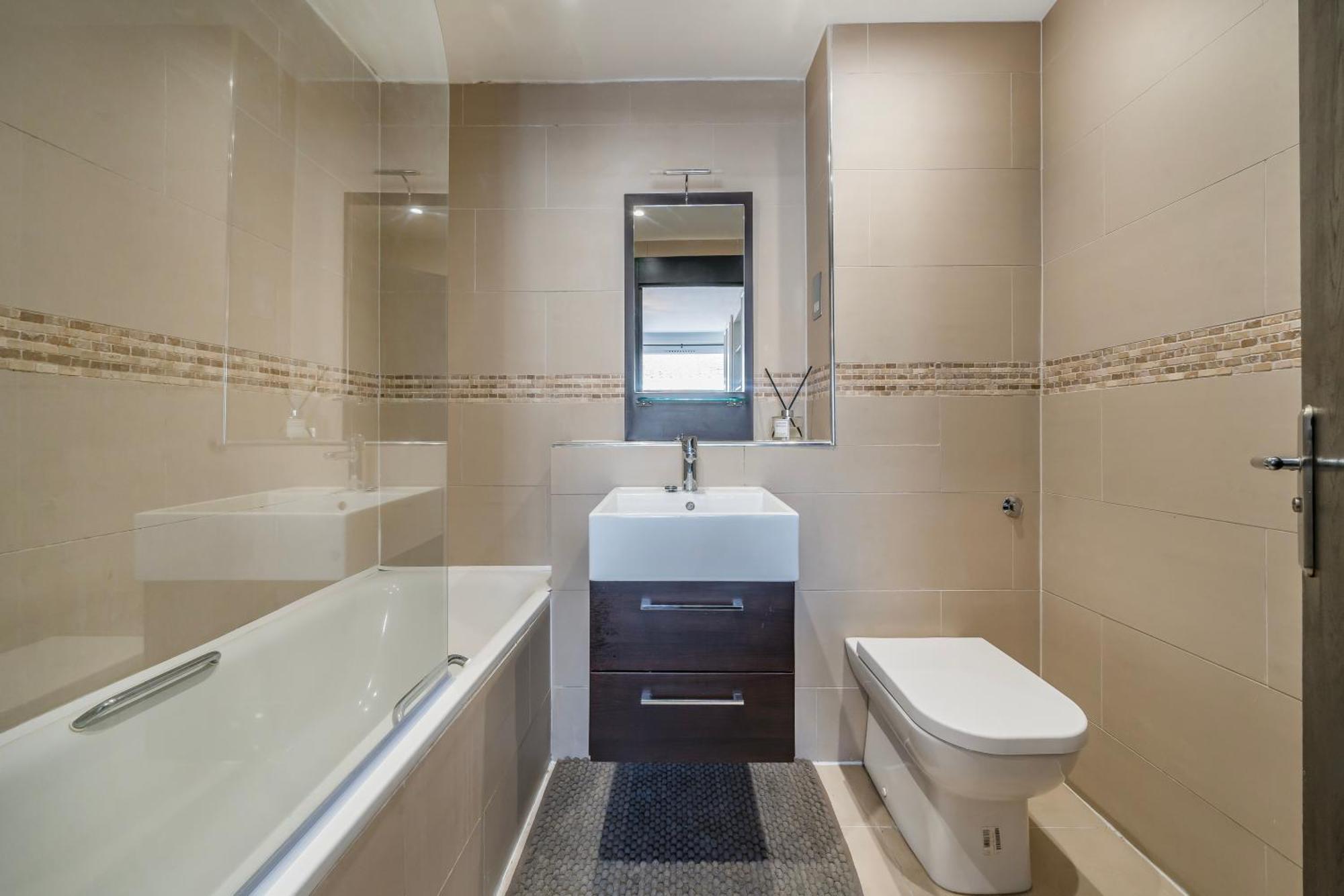 Holiday home Elgin Mews North Beside Maida Vale Tube And Parking Long Term Bookings London