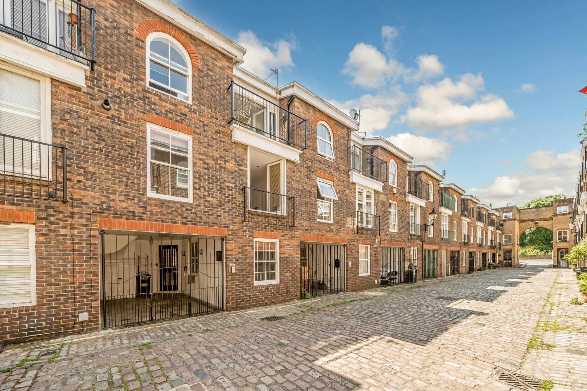 Elgin Mews North Beside Maida Vale Tube And Parking Long Term Bookings Holiday home *